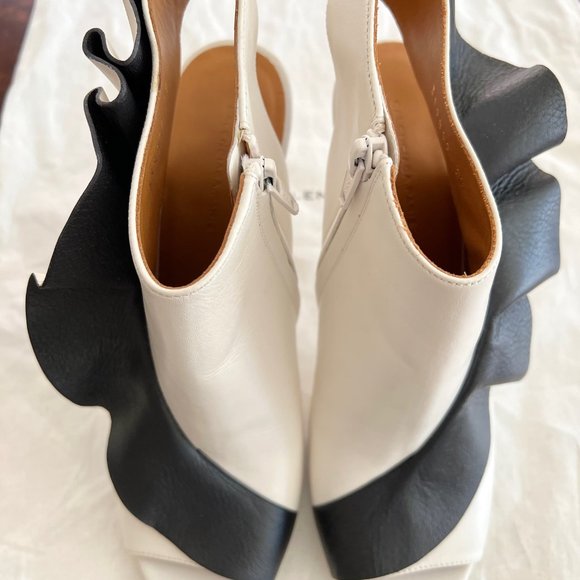 Balenciaga White Black Ruffle Peep Toe Heeled Booties - Size 38 - Picture 9 of 12